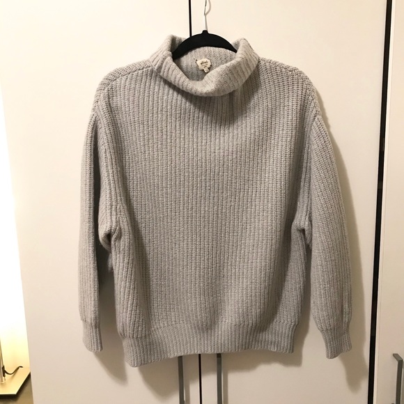 Turtleneck knit sweater from Aritzia
